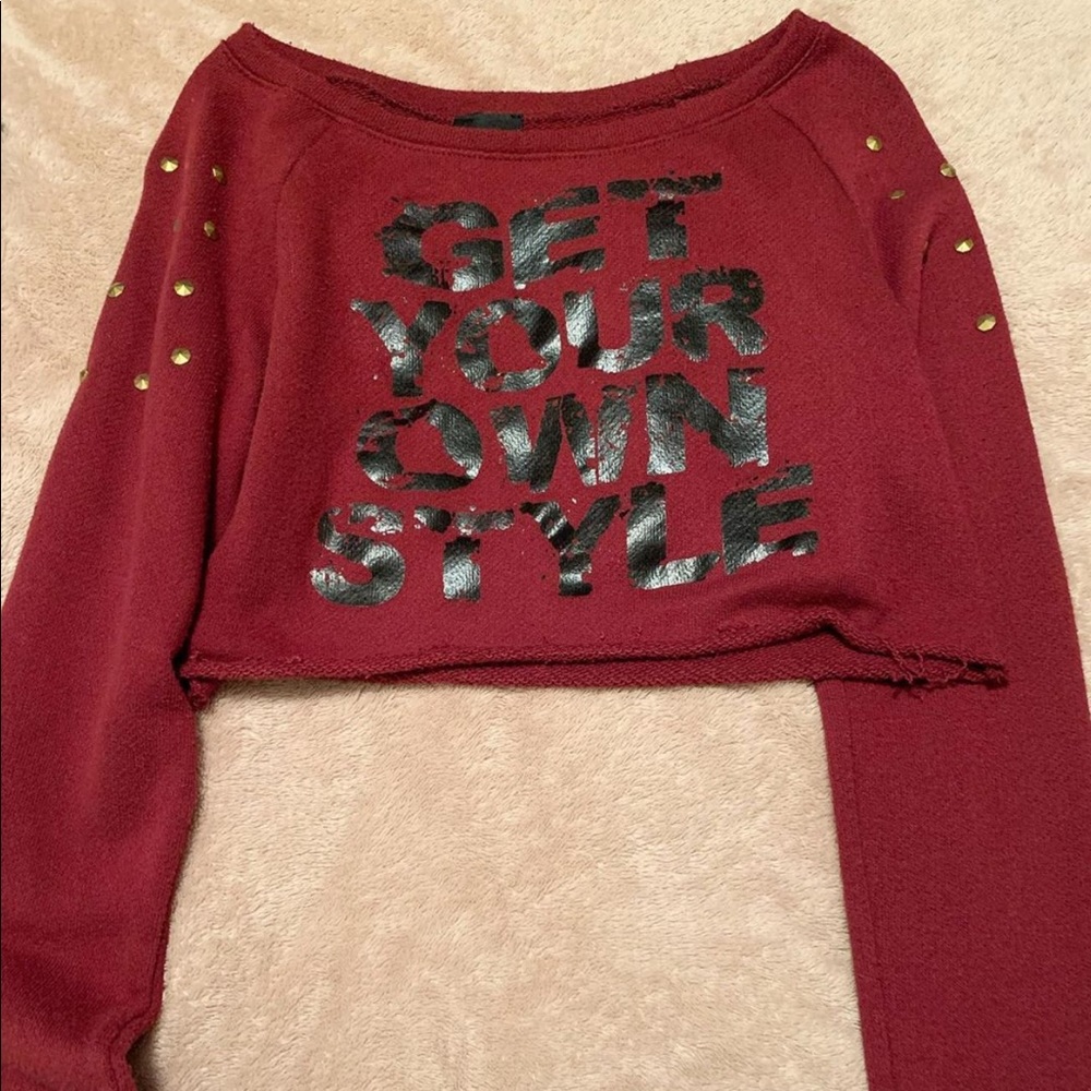 Long sleeve crop top